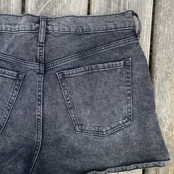 Old Navy Heathered Black Higher High Rise Sky Hi A Line Jean Denim Shorts - Picture 5 of 5